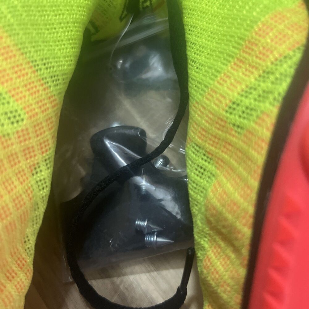 Under Armour Unisex Kick Distance 4 track spikes Men's11.5 - W13 - Picture 10 of 14